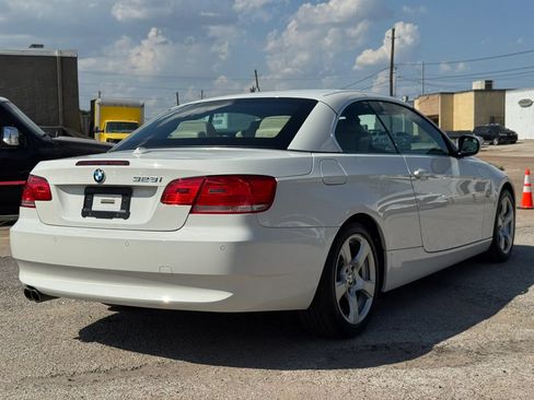 Used 2010 BMW 328i Convertible RWD image 13