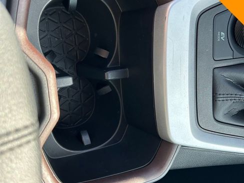 Used 2023 Toyota RAV4 Limited image 73