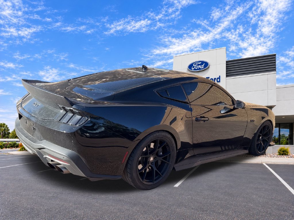 Used 2024 Ford Mustang GT w/ GT Performance Package RWD image 7