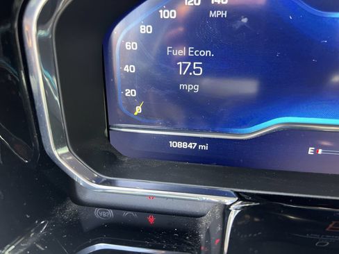 Used 2023 Chevrolet Silverado 1500 RST AWD/4WD image 22
