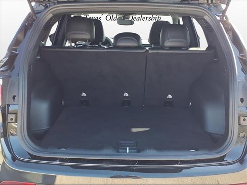 Used 2024 Jeep Compass Latitude image 11