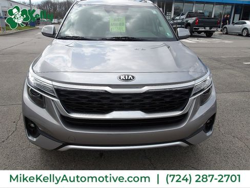 Used 2021 Kia Seltos EX AWD/4WD image 2