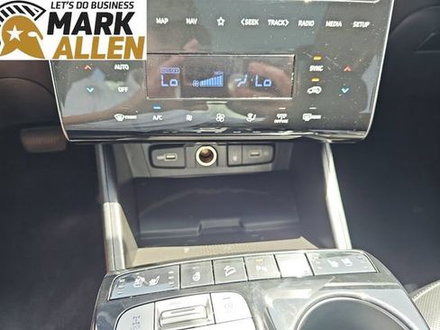 Used 2024 Hyundai Tucson Limited AWD/4WD image 18