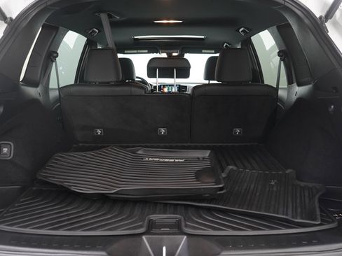 Used 2023 Honda Passport EX-L image 9