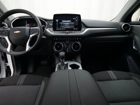 Certified 2024 Chevrolet Blazer LT w/ Convenience Package image 5