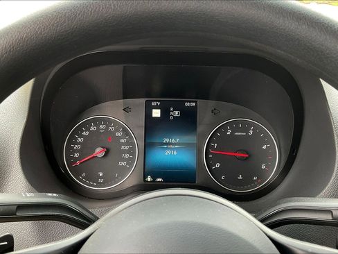 Used 2022 Mercedes-Benz Sprinter 2500 image 12