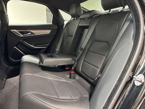 Used 2024 Jaguar XF R-Dynamic SE AWD/4WD image 26
