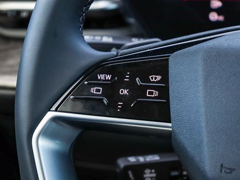 New 2025 Audi Q5 Premium Plus image 17