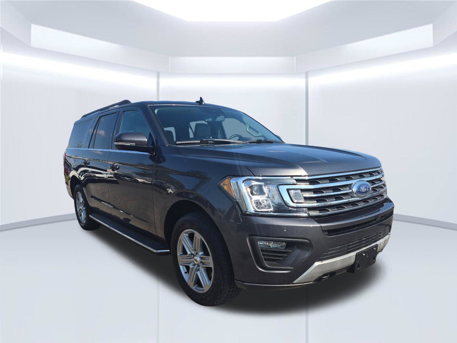 Used 2020 Ford Expedition Max XLT AWD/4WD image 2