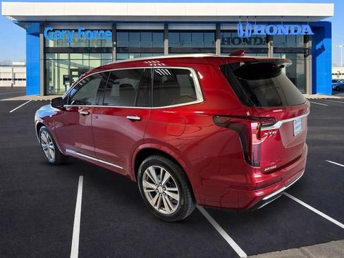 Used 2023 Cadillac XT6 Premium Luxury FWD image 3
