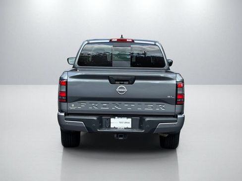 Used 2024 Nissan Frontier SL w/ Technology Package RWD image 7