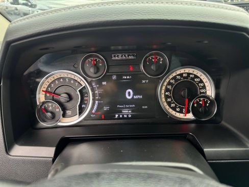 Used 2017 RAM 1500 Laramie image 18