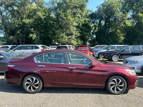 Used 2017 Honda Accord EX-L image 4
