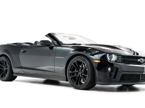 Used 2013 Chevrolet Camaro ZL1 RWD image 6