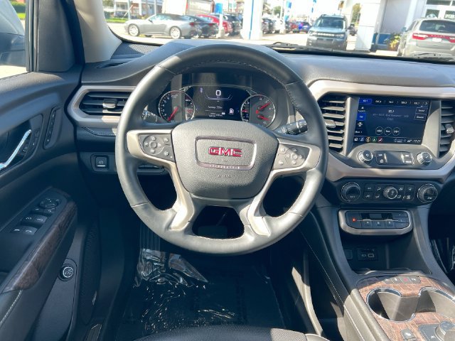 Used 2023 GMC Acadia Denali w/ Denali Ultimate Package AWD/4WD image 14