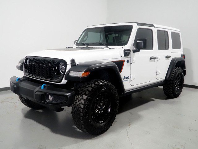 Used 2024 Jeep Wrangler 4xe AWD/4WD image 9