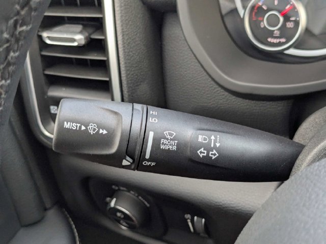 New 2026 RAM 3500 Big Horn AWD/4WD image 33
