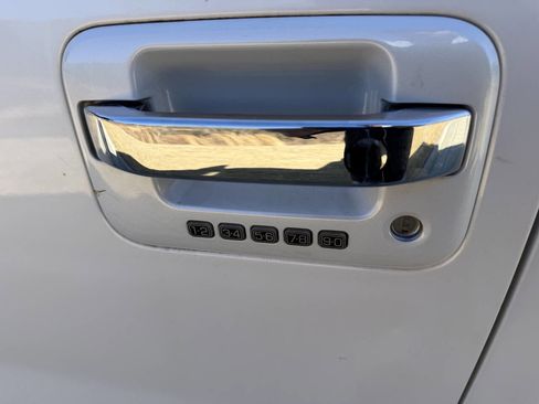 Used 2013 Ford F150 Lariat w/ Luxury Equipment Group RWD image 16