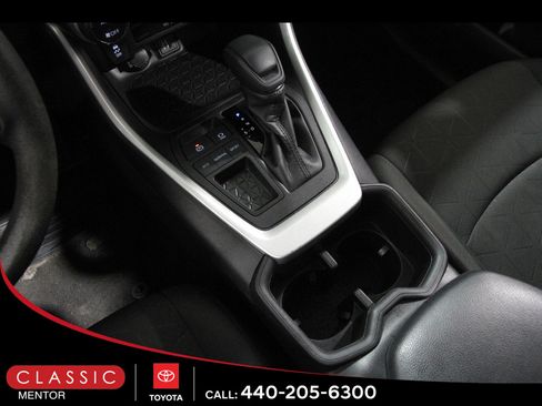 Used 2023 Toyota RAV4 XLE FWD image 13