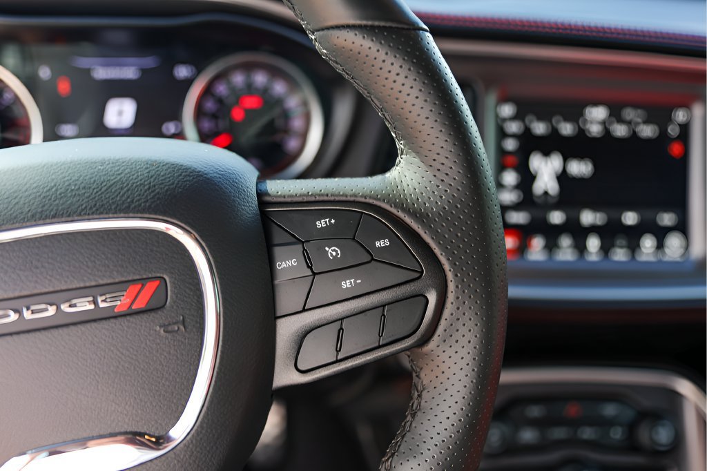 Used 2022 Dodge Challenger R/T Scat Pack RWD image 17