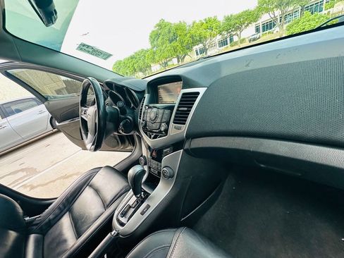 Used 2015 Chevrolet Cruze LT image 26