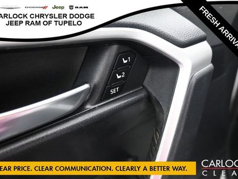 Used 2019 Toyota RAV4 XLE Premium w/ Cold Weather Package FWD image 16