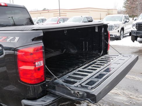 Used 2018 Chevrolet Silverado 1500 LT w/ All Star Edition image 18
