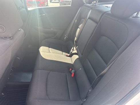 Used 2024 Chevrolet Malibu LT FWD image 20