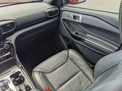 Used 2023 Ford Explorer ST w/ Equipment Group 401A image 16