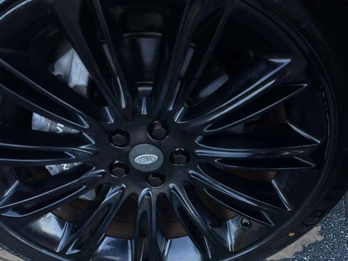 Used 2018 Land Rover Range Rover Long Wheelbase Supercharged image 52