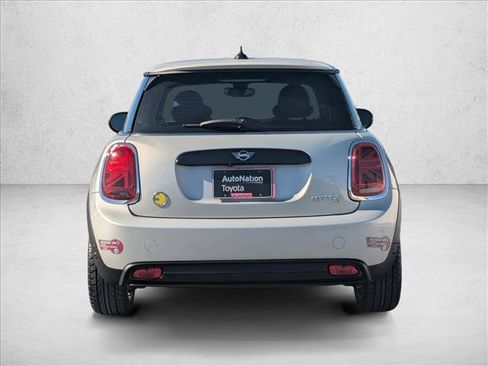 Used 2023 MINI Cooper SE image 7