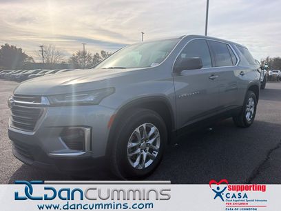 Used 2023 Chevrolet Traverse LS