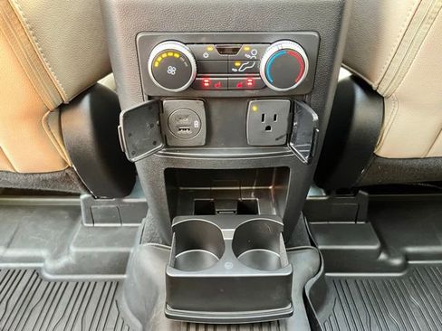 Used 2022 Ford Explorer Limited w/ Equipment Group 301A AWD/4WD image 20