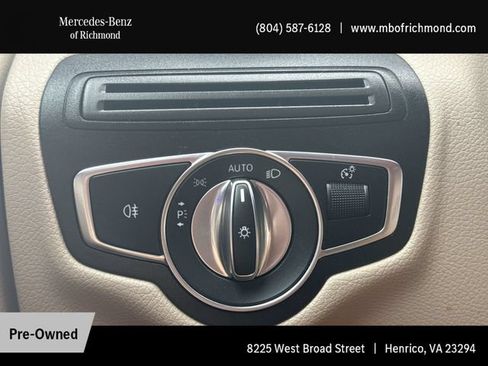 Used 2020 Mercedes-Benz GLC 300 4MATIC image 23