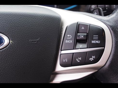 Used 2021 Ford Explorer Limited w/ Equipment Group 301A image 28