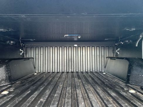 Used 2021 Toyota Tacoma SR5 image 40