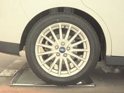 Used 2016 Ford C-MAX SE image 25