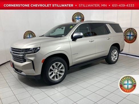 Used 2021 Chevrolet Tahoe Premier w/ Premium Package AWD/4WD image 1