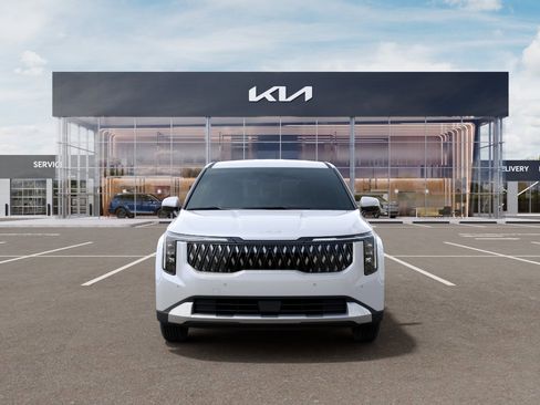 New 2026 Kia Carnival LXS FWD image 2