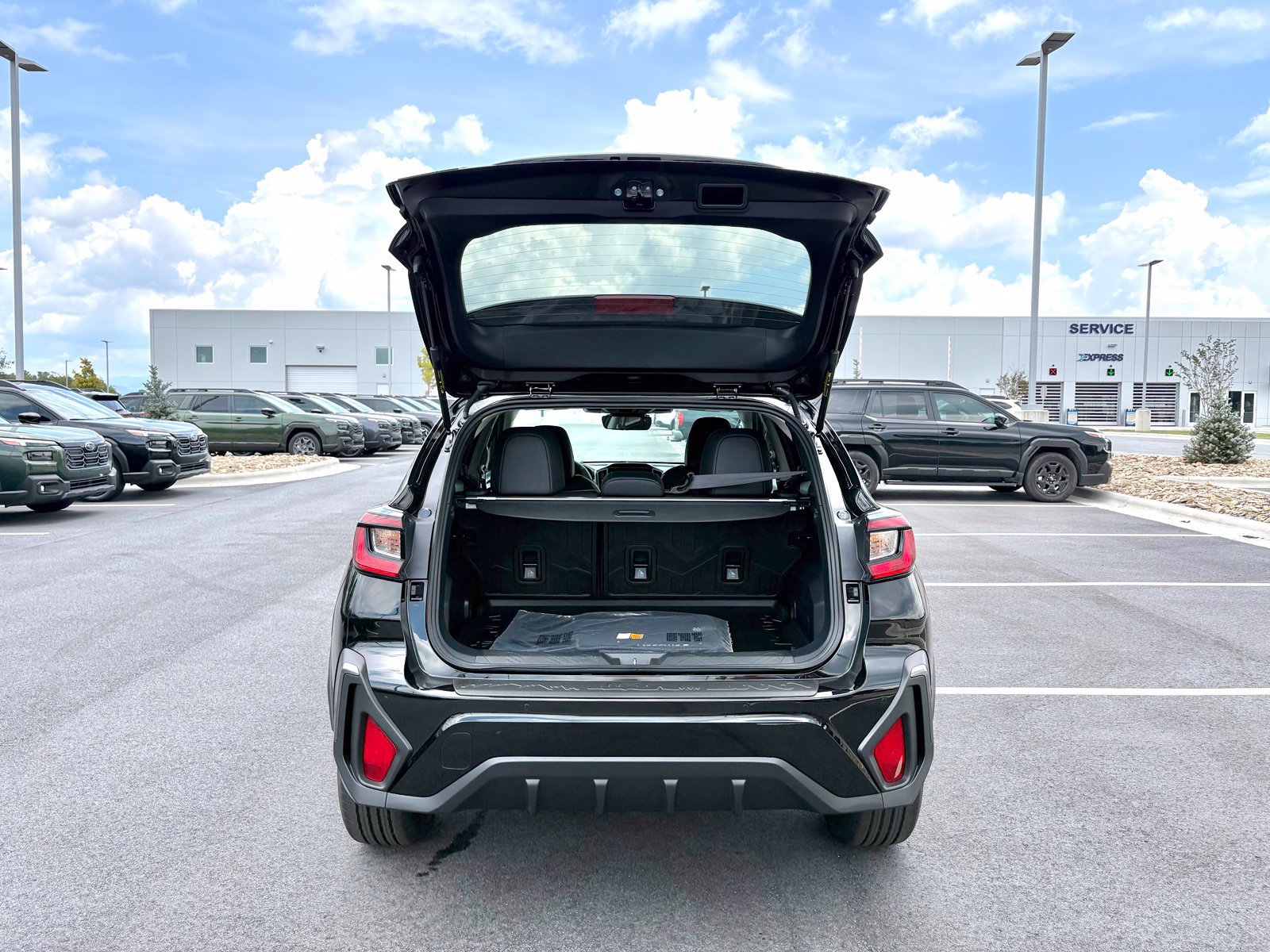New 2026 Subaru Crosstrek 2.5i Limited w/ Popular Package #3A AWD/4WD image 9