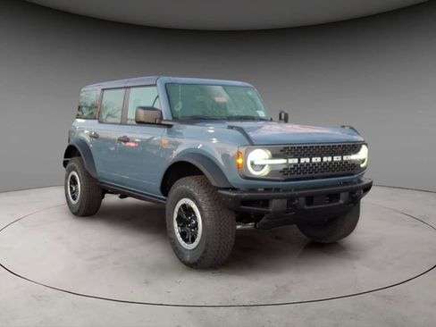 New 2025 Ford Bronco Badlands w/ Sasquatch Package image 14