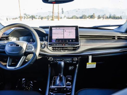 New 2026 Jeep Compass Trailhawk w/ Sun, Sound & Navigation Group image 13