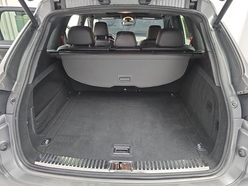 Used 2016 Porsche Cayenne GTS image 12