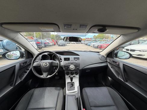 Used 2011 MAZDA MAZDA3 i Sport FWD image 12