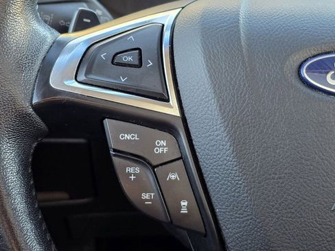 Used 2020 Ford Edge Titanium w/ Equipment Group 301A image 16