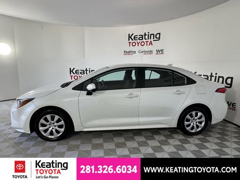 Certified 2026 Toyota Corolla LE FWD image 9
