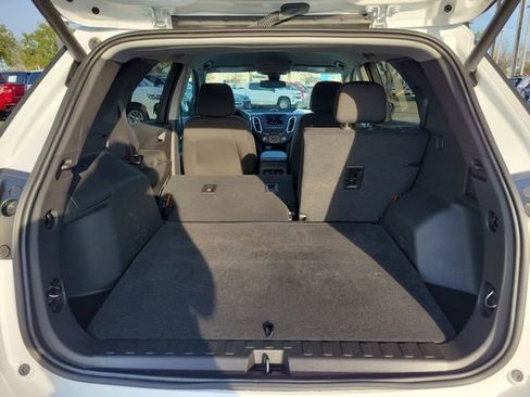 Certified 2024 Chevrolet Equinox LT image 9