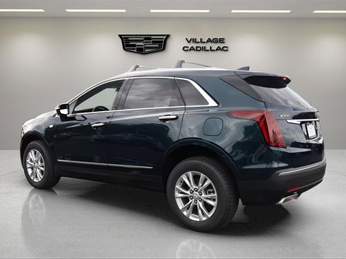 New 2026 Cadillac XT5 Luxury image 3