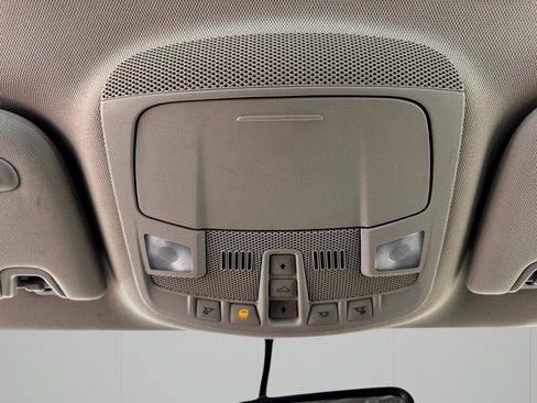 Used 2016 Ford Fusion Energi Titanium FWD image 33
