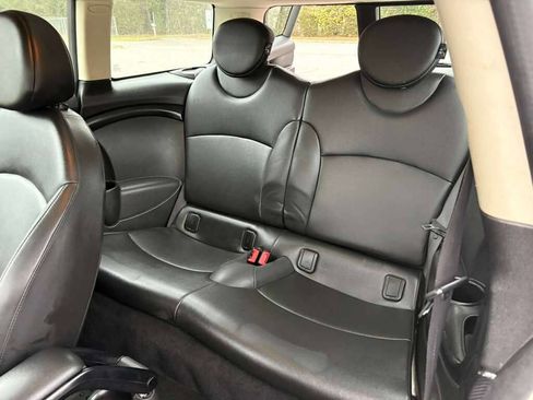 Used 2011 MINI Cooper Clubman S image 11